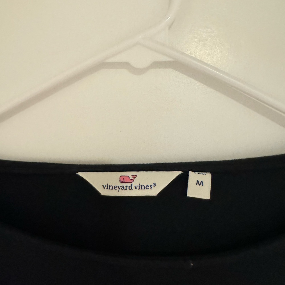 Vineyard Vines Elegant Black Women's Top - Picture 3 of 4